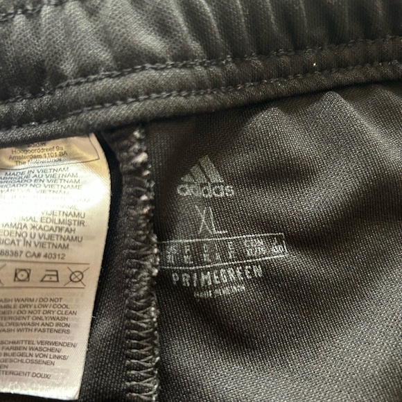 Adidas Black Cargo Pants with Signature Style - Picture 7 of 12